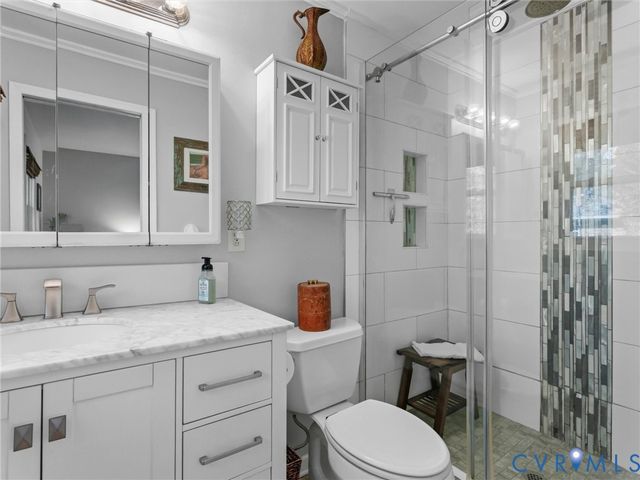 5823 Stanbrook Dr, North Chesterfield, VA 23234