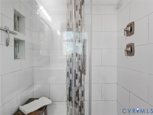 5823 Stanbrook Dr, North Chesterfield, VA 23234