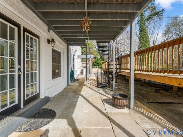 5823 Stanbrook Dr, North Chesterfield, VA 23234