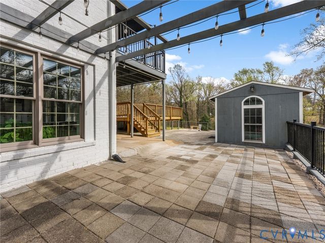 5823 Stanbrook Dr, North Chesterfield, VA 23234