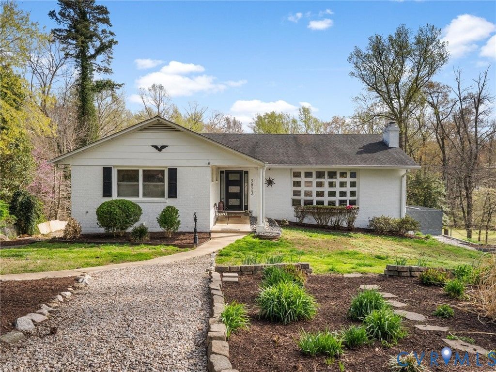 5823 Stanbrook Dr, North Chesterfield, VA 23234