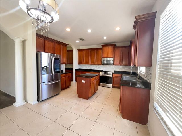 18010 JAVA ISLE DRIVE, Tampa, FL 33647