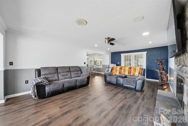 110 Joyceton Church Road SW, Lenoir, NC 28645