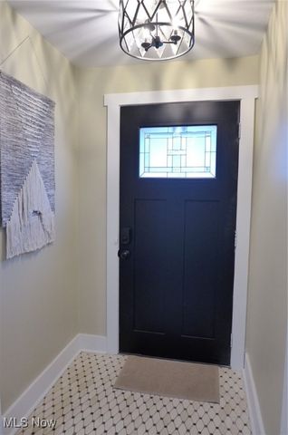 1376 W 74th Street, Cleveland, OH 44102