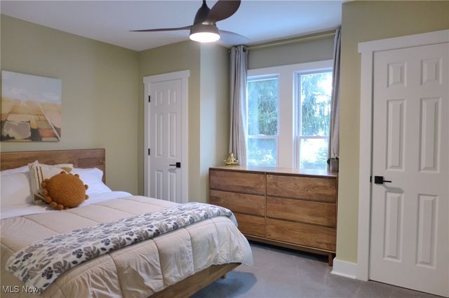 1376 W 74th Street, Cleveland, OH 44102