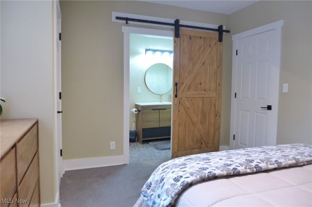 1376 W 74th Street, Cleveland, OH 44102