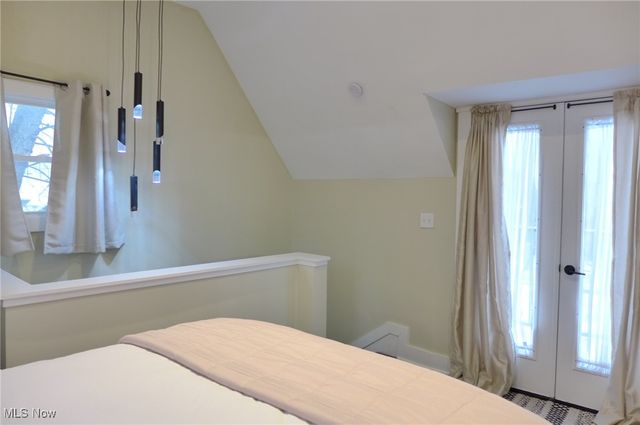 1376 W 74th Street, Cleveland, OH 44102