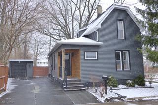 1376 W 74th Street, Cleveland, OH 44102