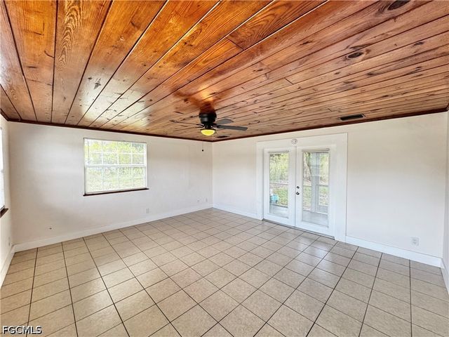 1275 Gramac DR, North Fort Myers, FL 33917