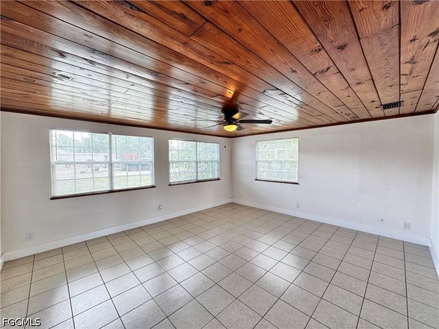 1275 Gramac DR, North Fort Myers, FL 33917