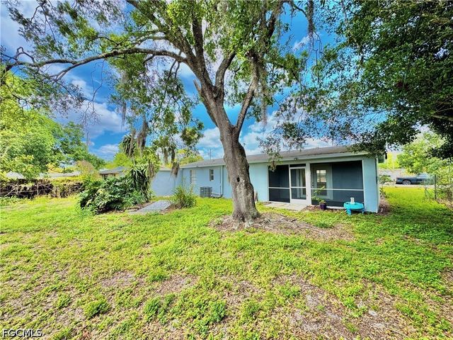 1275 Gramac DR, North Fort Myers, FL 33917