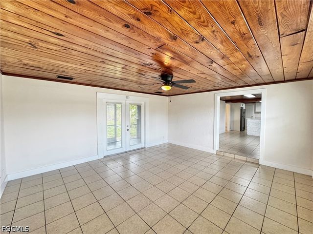 1275 Gramac DR, North Fort Myers, FL 33917