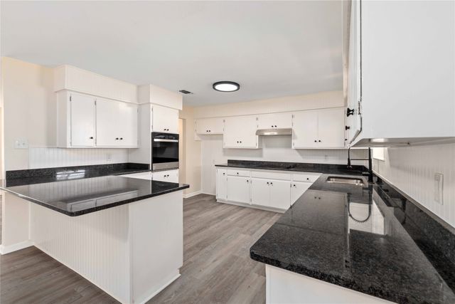 102 James Boulevard, Early, TX 76802