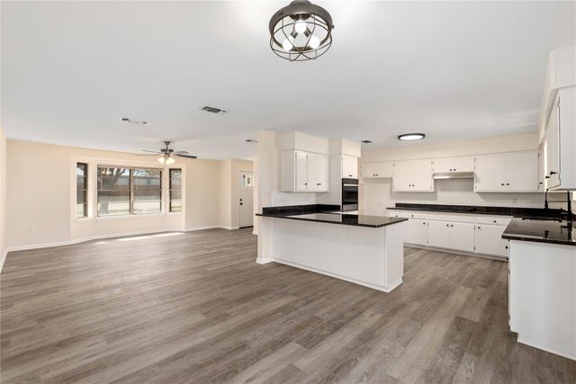 102 James Boulevard, Early, TX 76802