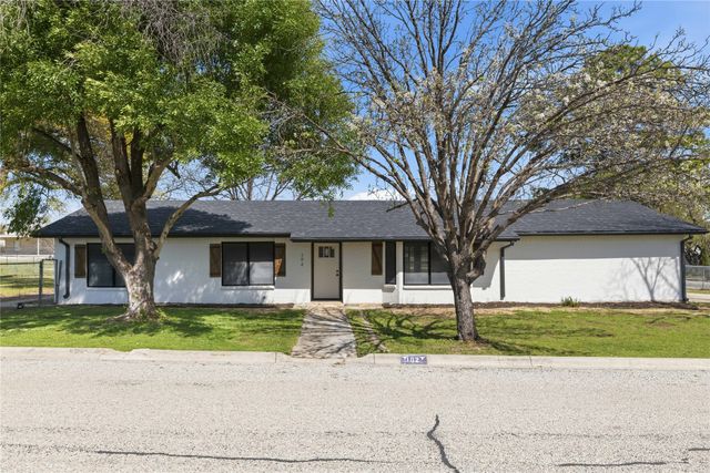102 James Boulevard, Early, TX 76802