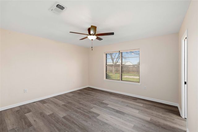 102 James Boulevard, Early, TX 76802