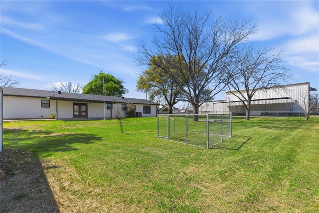 102 James Boulevard, Early, TX 76802