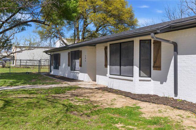 102 James Boulevard, Early, TX 76802