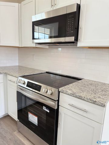 158 Green Road, New Market, AL 35751