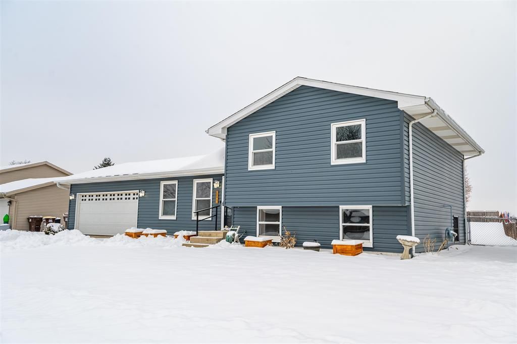 5368 PEBBLE CREEK Trail, Loves Park, IL 61111