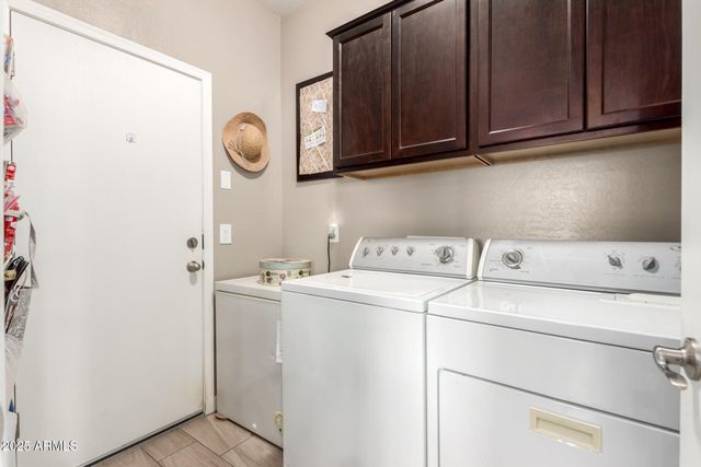 28734 N COYOTE CREEK Road, San Tan Valley, AZ 85143