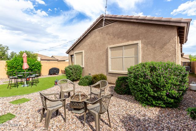 28734 N COYOTE CREEK Road, San Tan Valley, AZ 85143