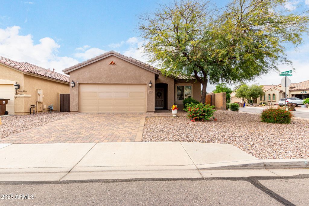 28734 N COYOTE CREEK Road, San Tan Valley, AZ 85143