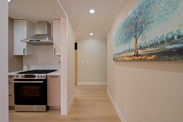 922 Iris Avenue, Sunnyvale, CA 94086