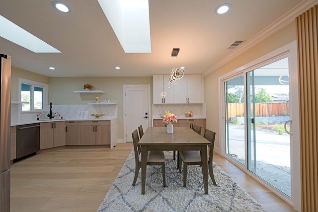 922 Iris Avenue, Sunnyvale, CA 94086