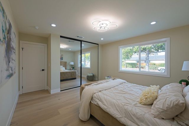 922 Iris Avenue, Sunnyvale, CA 94086