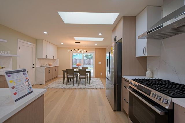 922 Iris Avenue, Sunnyvale, CA 94086