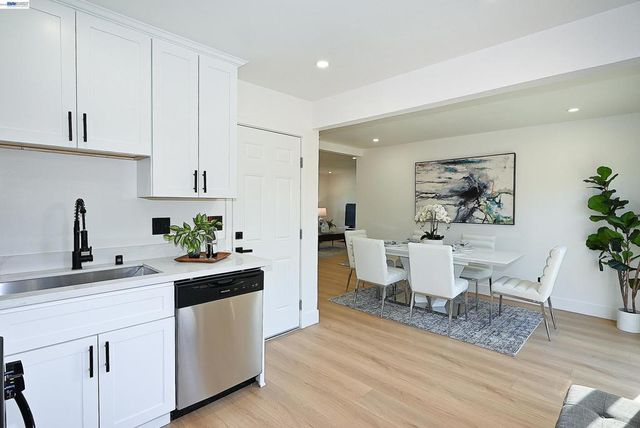 361 Tippecanoe Ave, Hayward, CA 94544