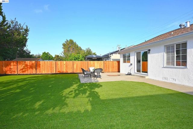 361 Tippecanoe Ave, Hayward, CA 94544