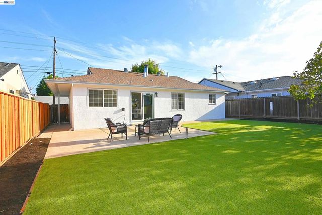 361 Tippecanoe Ave, Hayward, CA 94544