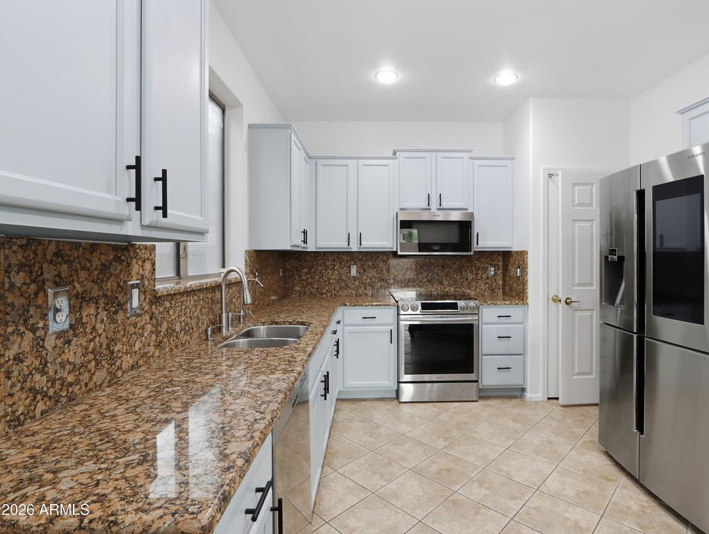 85 W GOLDFINCH Way, Chandler, AZ 85286 — photo 3
