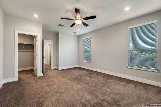 1511 E Sandalwood Ln Unit 14, San Antonio, TX 78209