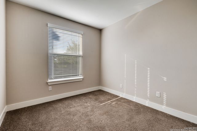 1511 E Sandalwood Ln Unit 14, San Antonio, TX 78209