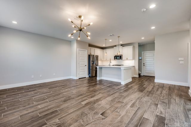 1511 E Sandalwood Ln Unit 14, San Antonio, TX 78209