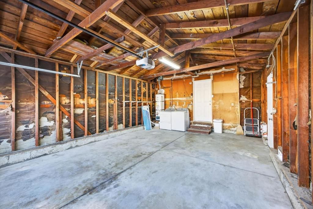 Image 24 of property listing at 251 Pennyhill Drive, San Jose, CA 95127