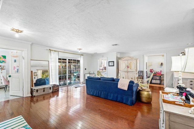 102 NE 22nd Street, Delray Beach, FL 33444