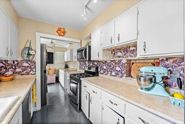 102 NE 22nd Street, Delray Beach, FL 33444