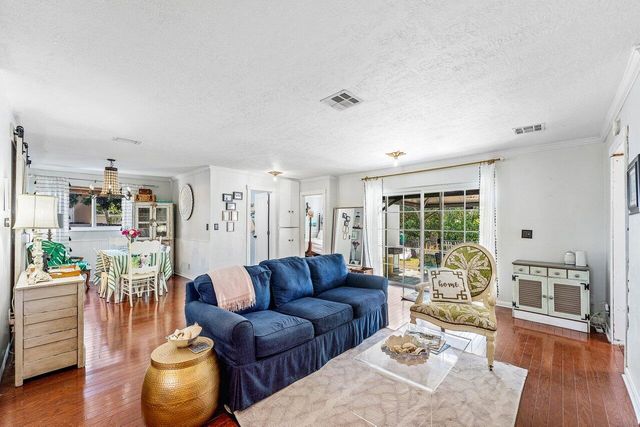 102 NE 22nd Street, Delray Beach, FL 33444