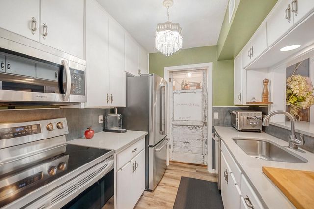 6718 Silvermine DR 1004, Austin, TX 78736