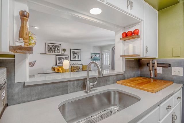 6718 Silvermine DR 1004, Austin, TX 78736