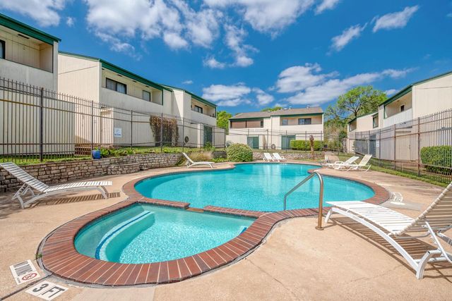 6718 Silvermine DR 1004, Austin, TX 78736