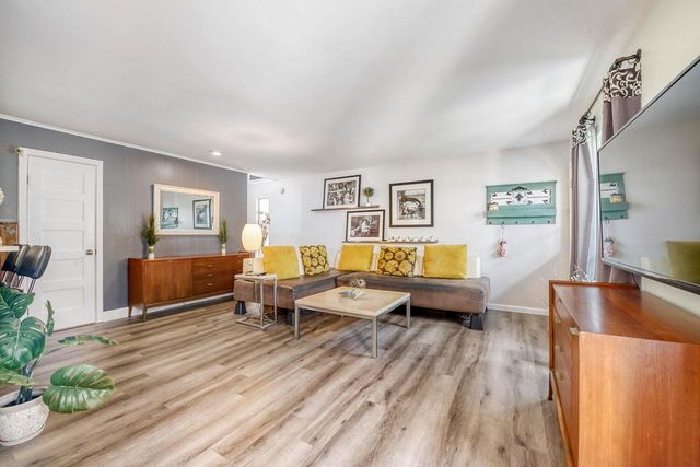 6718 Silvermine DR 1004, Austin, TX 78736