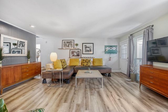 6718 Silvermine DR 1004, Austin, TX 78736