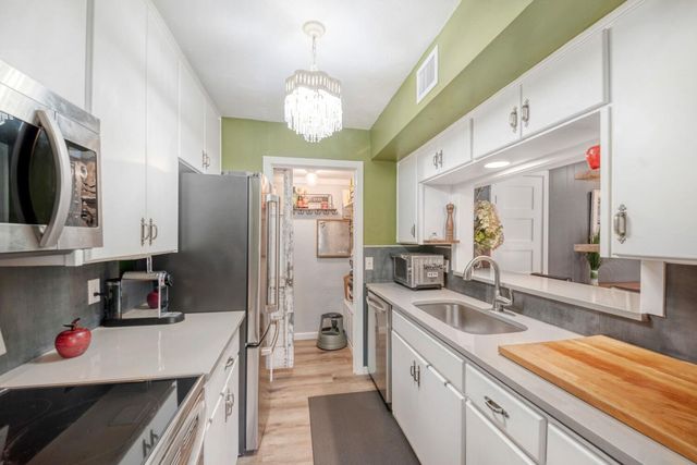 6718 Silvermine DR 1004, Austin, TX 78736