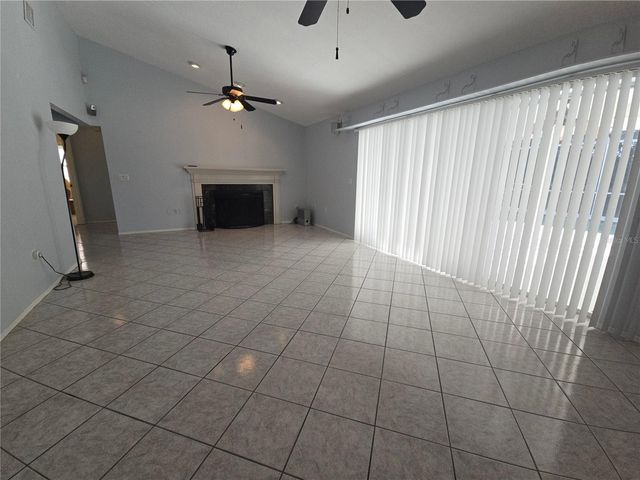 1008 CIMARRON CIR, Bradenton, FL 34209