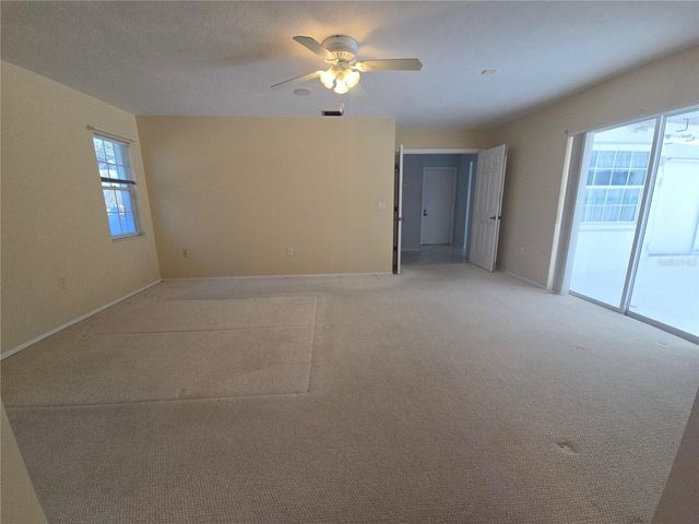 1008 CIMARRON CIR, Bradenton, FL 34209